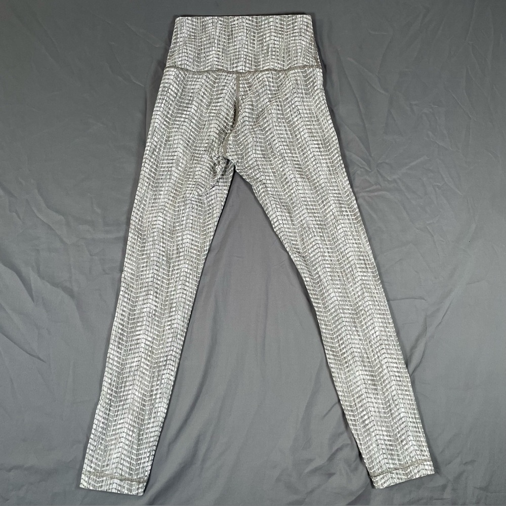 Lululemon Wunder Under Pants Women’s Size 4 Activewear Compression Gray Green